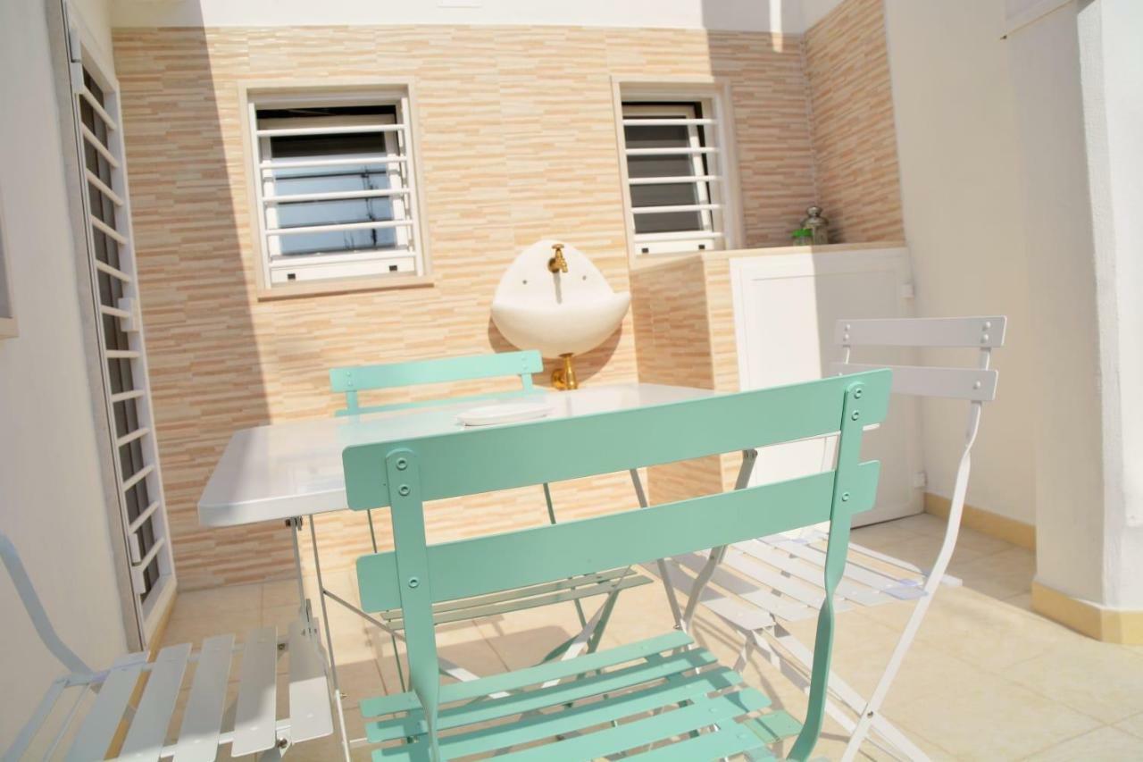 La Torretta Apartment Валенцано Екстериор снимка